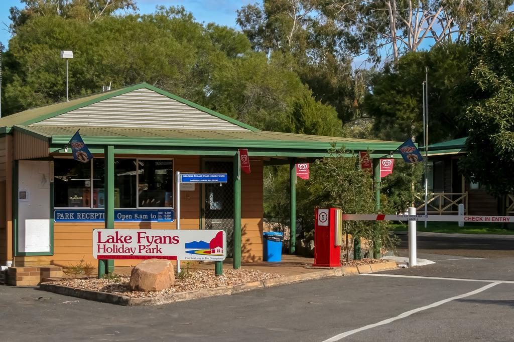 费安斯湖假日公园 Lake Fyans 外观 照片